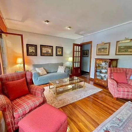 Amatxo Maitia - Amplio Piso, De Pelicula